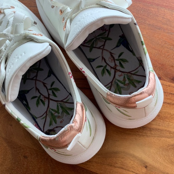 Ted Baker London Highgrove hummingbird leather sneakers - Picture 5 of 8